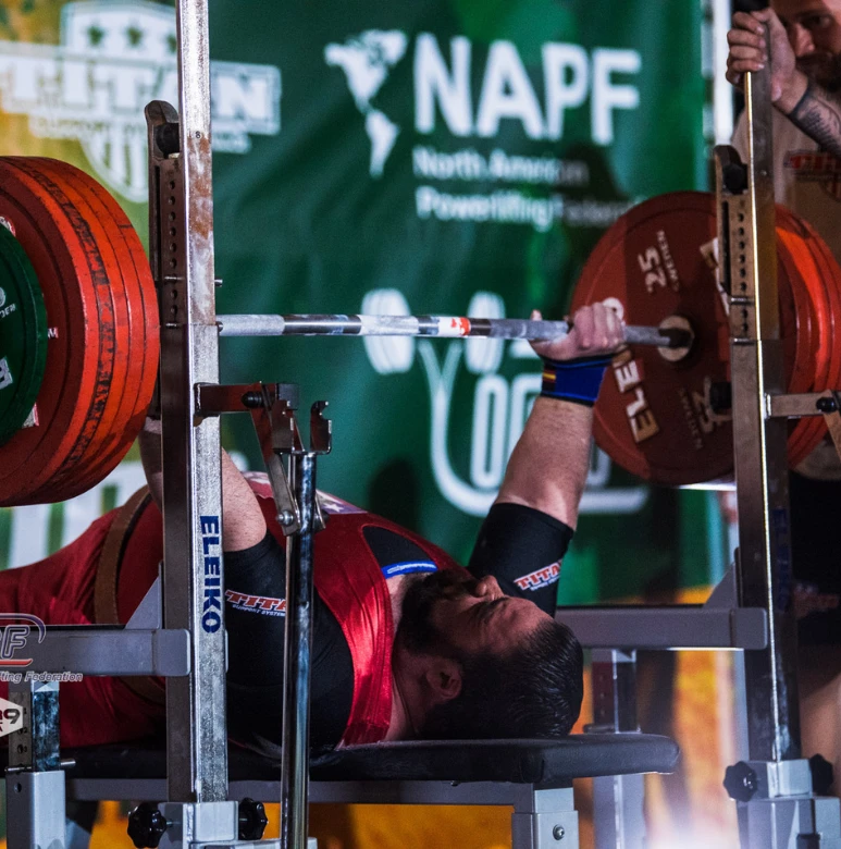 Carlos Rivera bench pressing